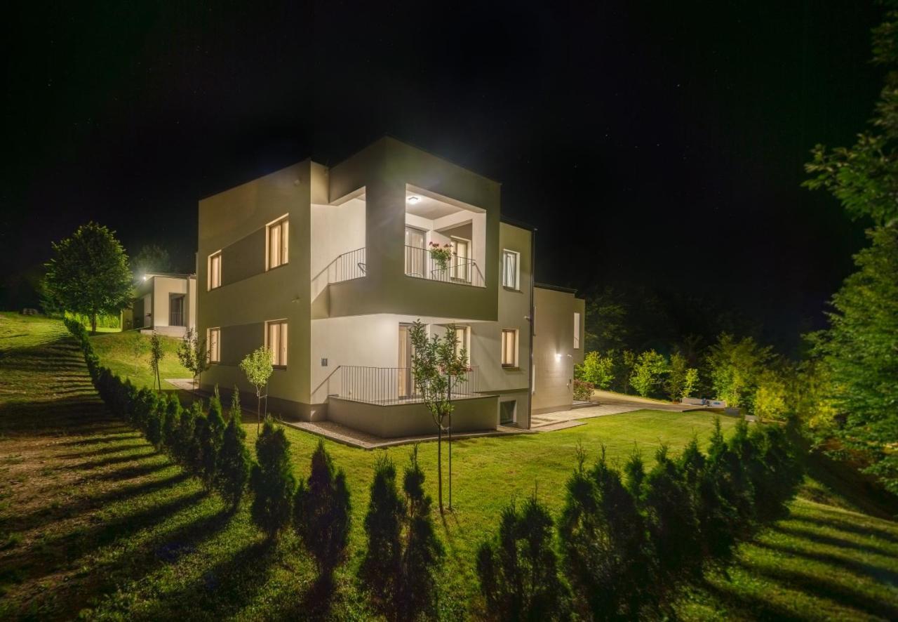 B&B Plitvice Lacus 셀리스테 드레즈니크 외부 사진