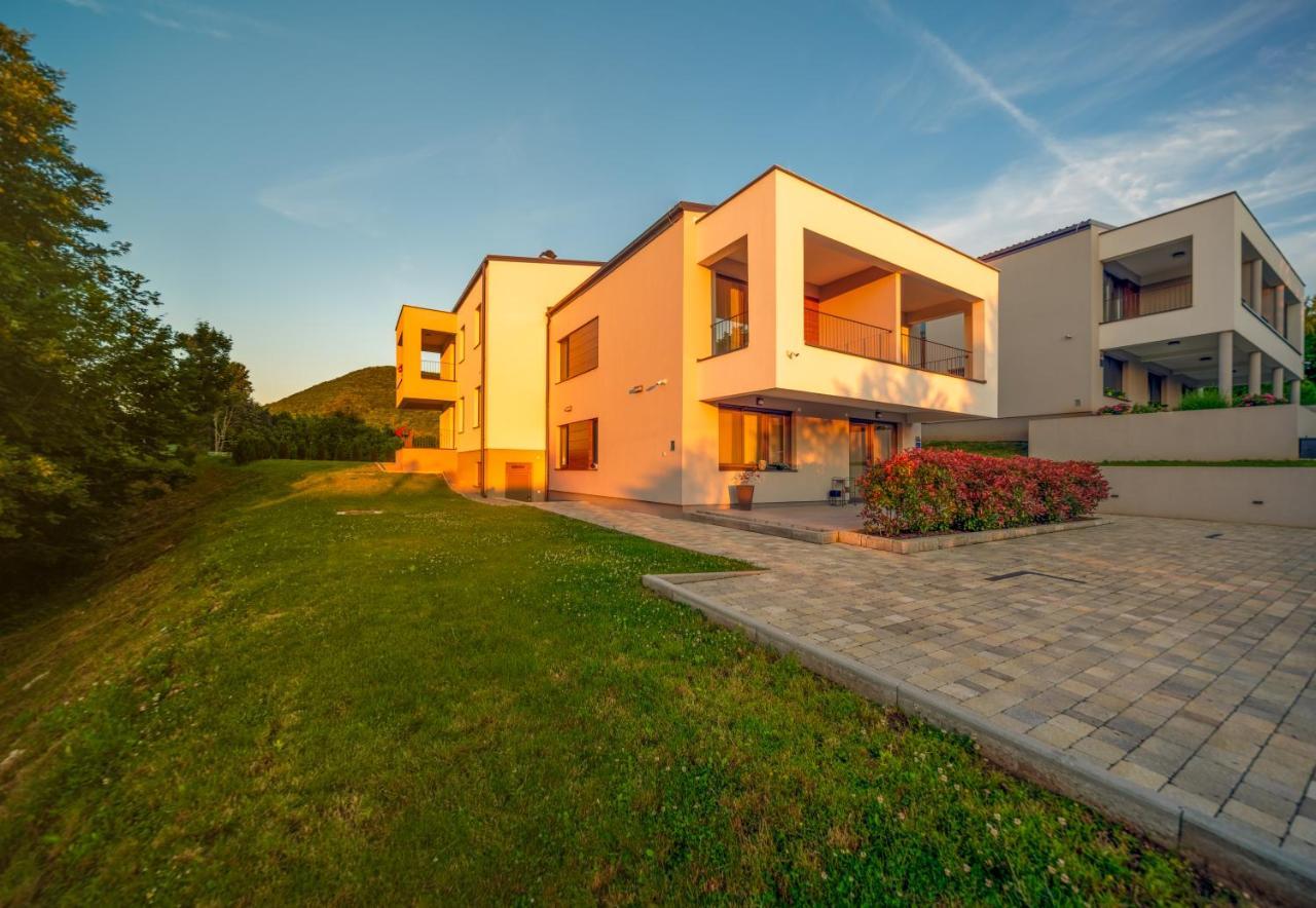 B&B Plitvice Lacus 셀리스테 드레즈니크 외부 사진